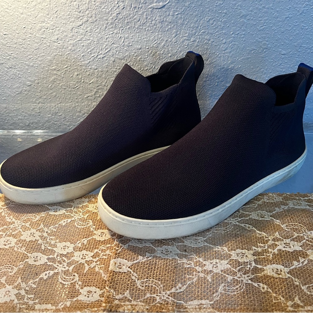 Rothy’s Chelsea Sneakers High Tops Navy Blue Womens Size 9
